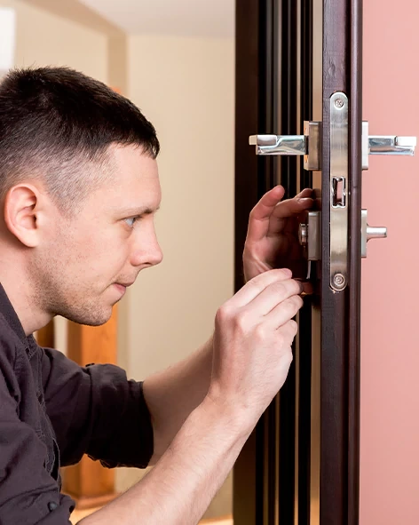 : Professional Locksmith For Commercial And Residential Locksmith Services in Fort Myers, FL