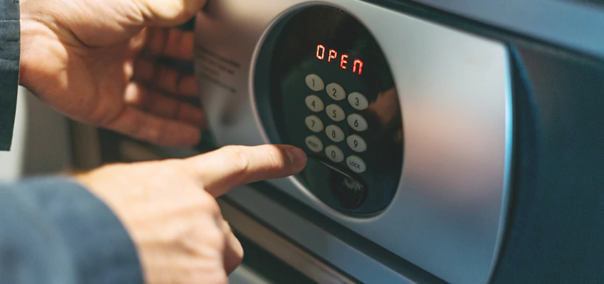 Cash Safe Openers in Fort Myers, Florida