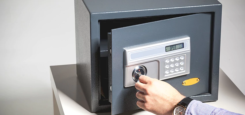 Jewelry Safe Unlocking Service in Fort Myers, Florida