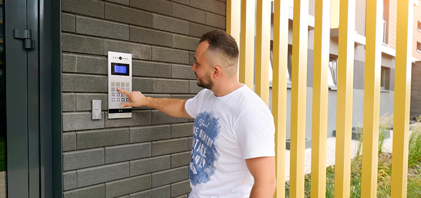 Locksmith Company For Smart Lock System Installation in Fort Myers, Florida