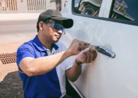 Car Locksmith in Fort Myers, FL